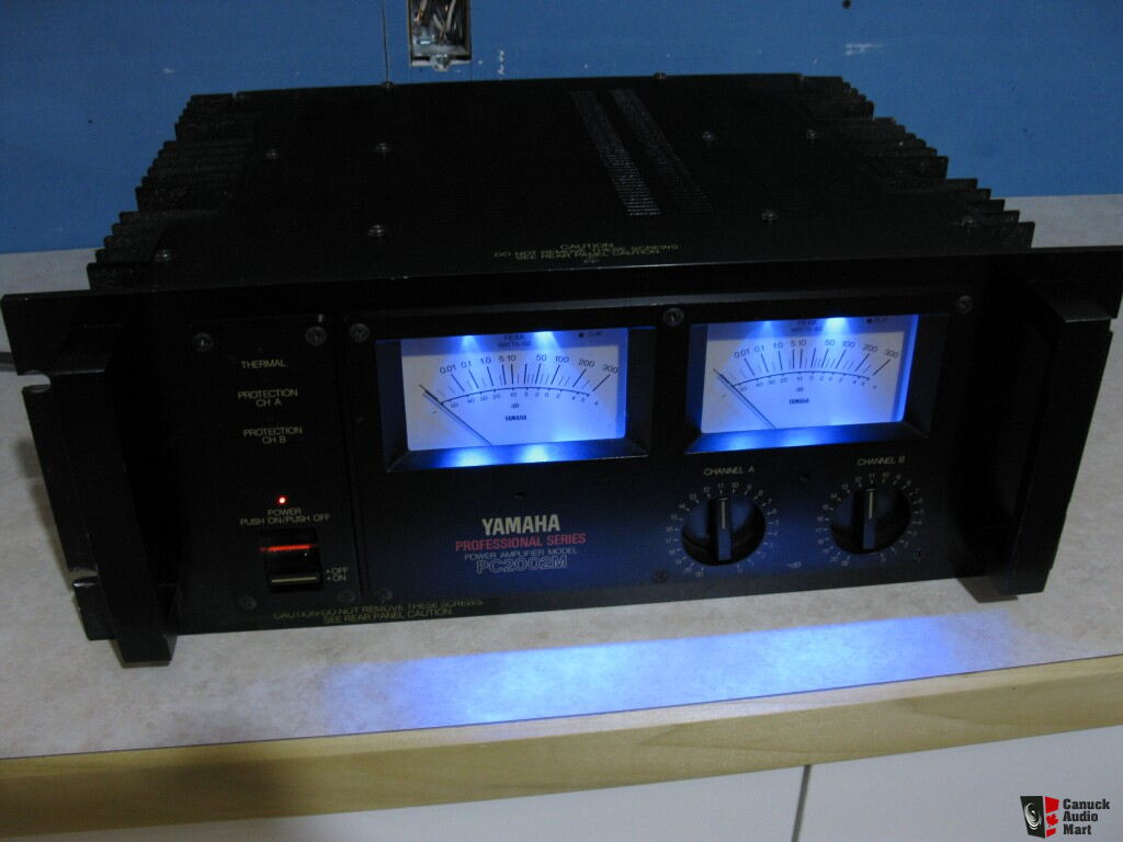 Vintage Yamaha Amplifier 23