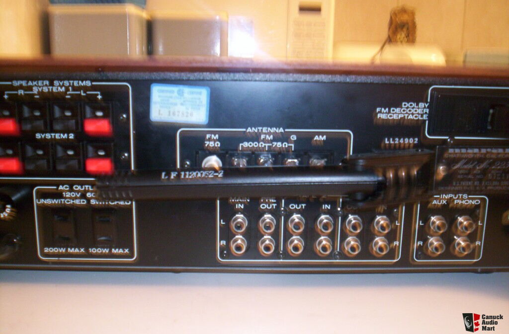 Marantz 2238b Receiver with WC-122 Wood Sleeve Photo #335976 - Canuck