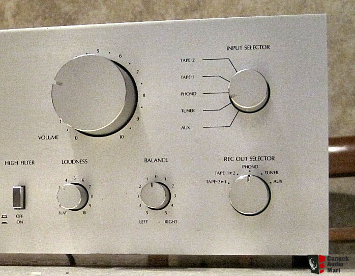 http://img.canuckaudiomart.com/uploads/large/386909-vintage_sansui_a60_integrated_dc_servo_stereo_amplifier_45_watts_rms__ch.jpg