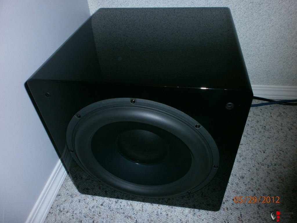 SVS SB12-NSD 400W RMS,Gloss Black, Mint condition with OBM.Sale pending