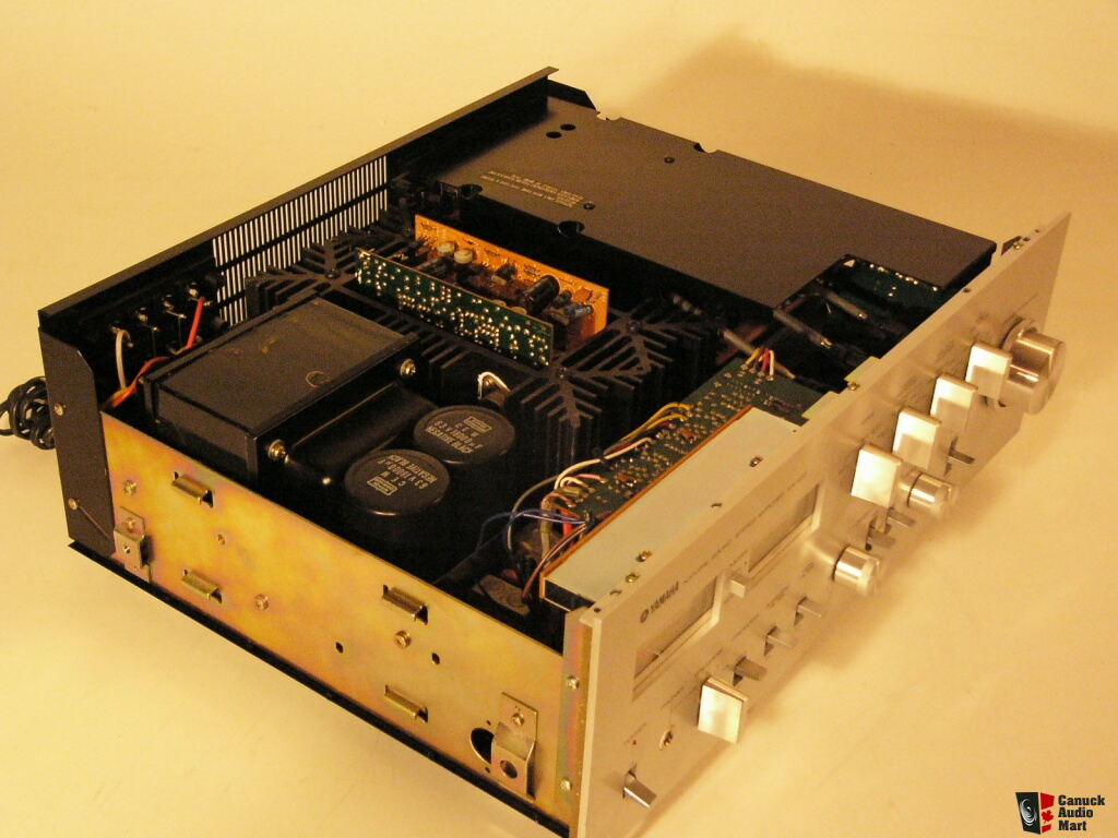 486107-excellent_yamaha_ca1010_integrated_amplifier_and_ct1010_tuner.jpg