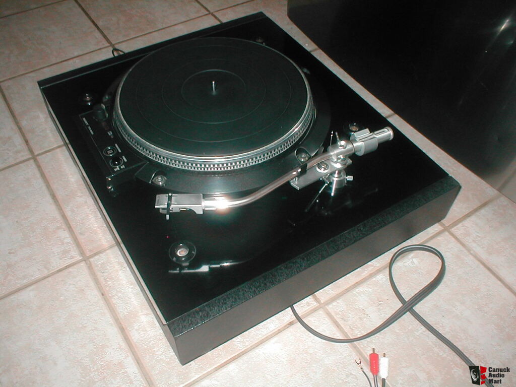 503394-sony_tts8000_high_end_turntable.jpg