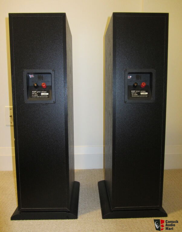 KEF Q Series Q30 Medium sized 2 way Floorstanding Speaker Pair Photo kef-q-series-q30-medium-sized-2-way-floorstanding-speaker-pair-photo
