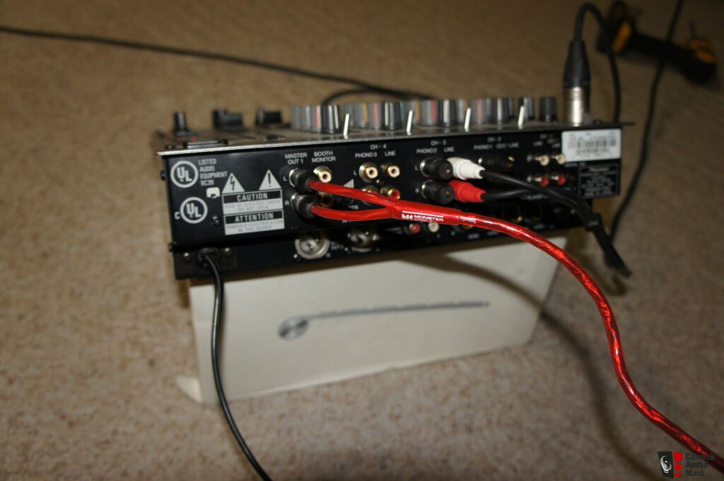 Pioneer DJM600 Preamp mixer Photo #689036 - Canuck Audio Mart