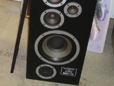 VINTAGE SPEAKER WHARFEDALE S500 MADE IN 