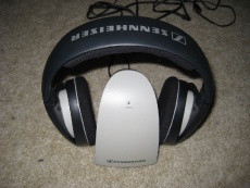 Sennheiser HDR 116 Wireless Headphones REDUCED For Sale