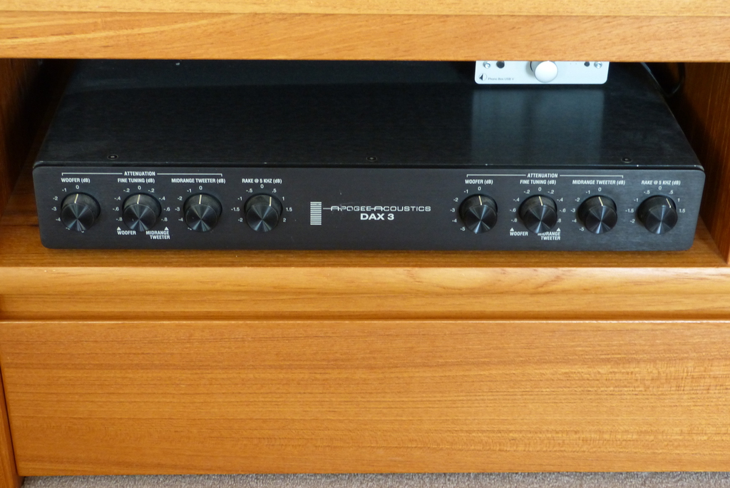 Apogee Dedicated Active Crossover For Sale Canuck Audio Mart