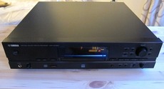 Yamaha CDR-HD1500 Mastering Quality Hi-End CD Recorder CD Player 