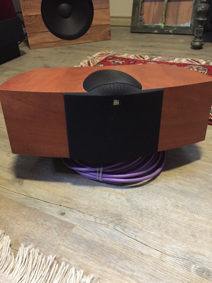 Great Sounding KEF Q9c For Sale Canuck Audio Mart great-sounding-kef-q9c-for-sale-canuck-audio-mart