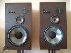 infinity reference studio monitor