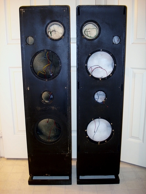 FREE Qysonic Array cabinets only For Sale - Canuck Audio Mart