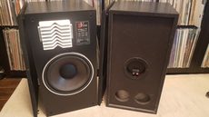 Vision Acoustics Model V-700 Speakers 