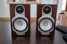 Monitor Audio RS1 Bookshelf Speakers - Walnut For Sale - Canuck