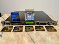 1999 SONY MD MINI DISC MDS-E11 pro rack mountable recorder