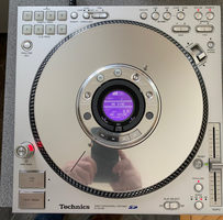 Technics SL-DZ1200 Cd Player MINT FREE shipping For Sale - Canuck