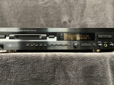 Yamaha MDX-596 Mini Disc For Sale - Canuck Audio Mart