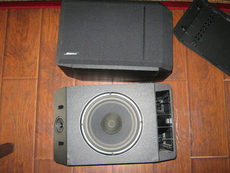 Bose 301 Series IV pair with WB-3 wall mounting brackets For Sale - Canuck  Audio Mart