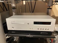 Luxman D-03x CD player - 1 owner . Price Drop Dealer Ad - Canuck