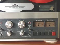 File:Revox B77 MK II reel-to-reel audio tape recorder, ca. 1982