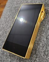 Astell&Kern SA700 Vegas Gold Limited Edition Player For Sale