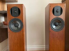 Vienna Acoustics Bach - Aussie Audio Mart