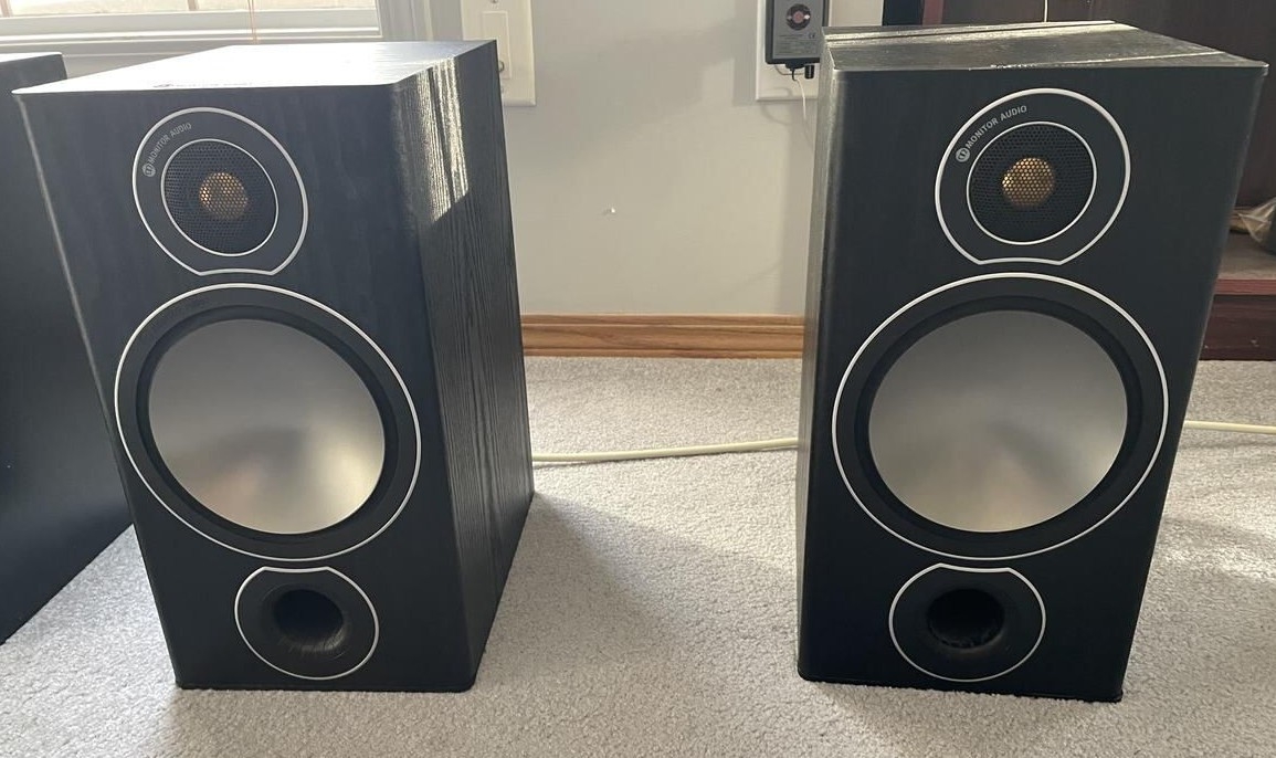 Used Monitor Audio Bronze 2 Bookshelf speakers for Sale