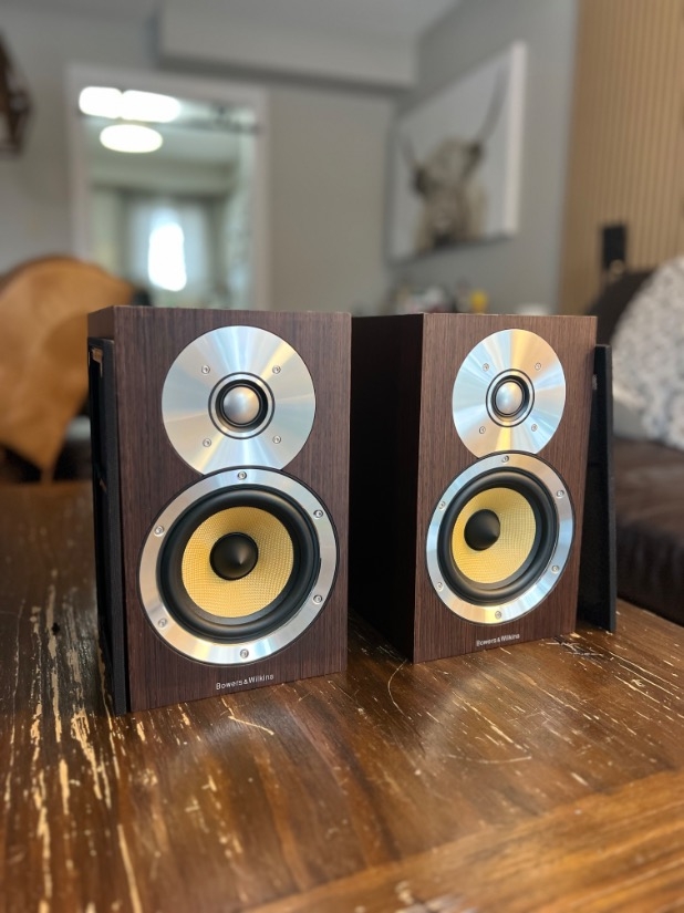 Used B&W CM1 Bookshelf speakers for Sale | HifiShark.com