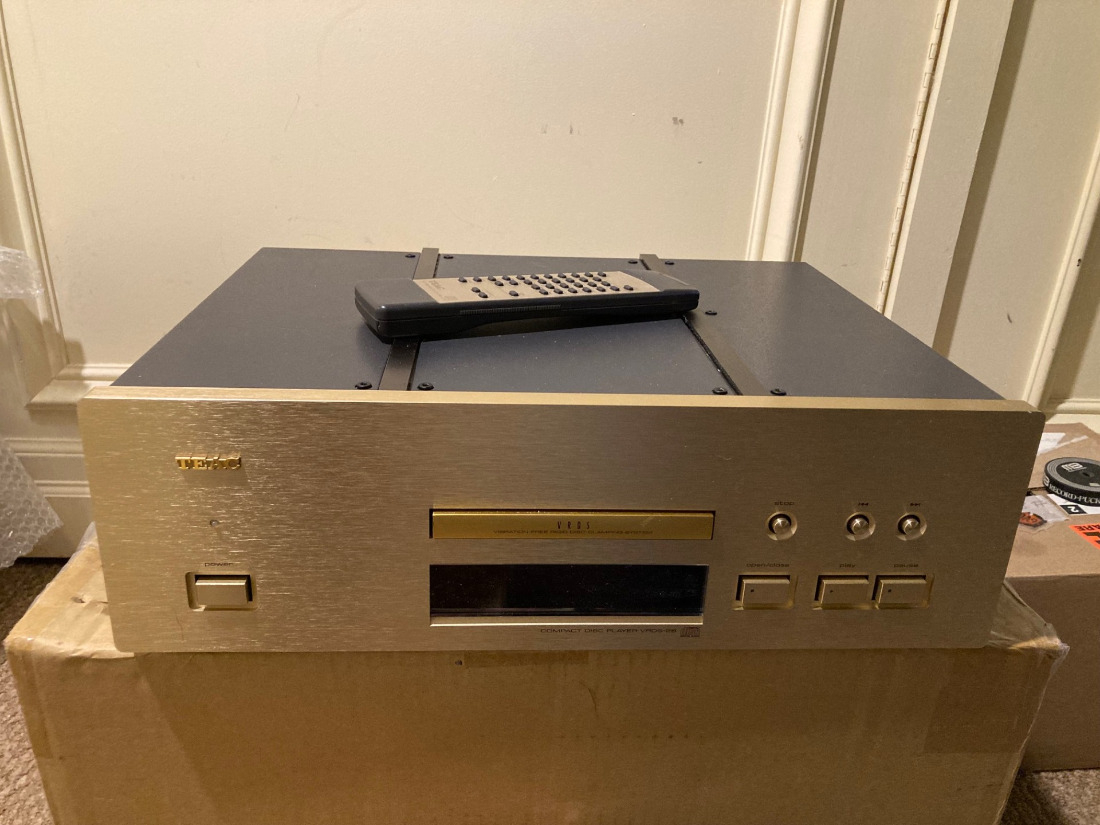 Used Teac VRDS-25 CD players for Sale | HifiShark.com