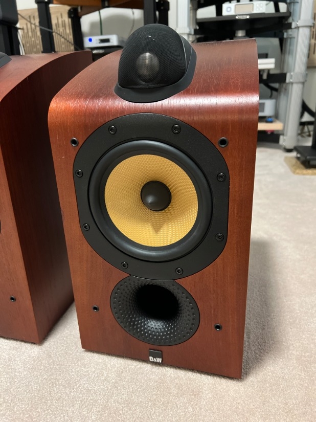 Used b&w 705 for Sale | HifiShark.com