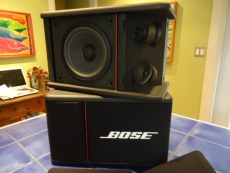 BOSE 301 AV Monitor Speakers Excellent ! For Sale - Canuck Audio Mart