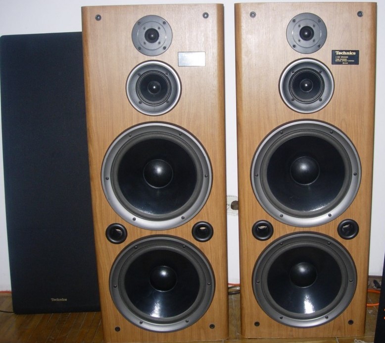 Sumber: www.canuckaudiomart.com. technics tower speakers perfect mint condi...
