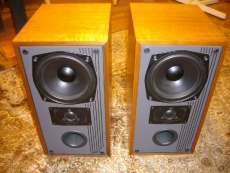 mission cyrus 781 speakers