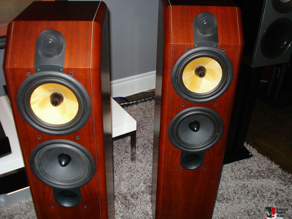 1019936-b-amp-w-bowers-amp-wilkins-cdm-7-se-special-edition-floorstanding-speakers.jpg