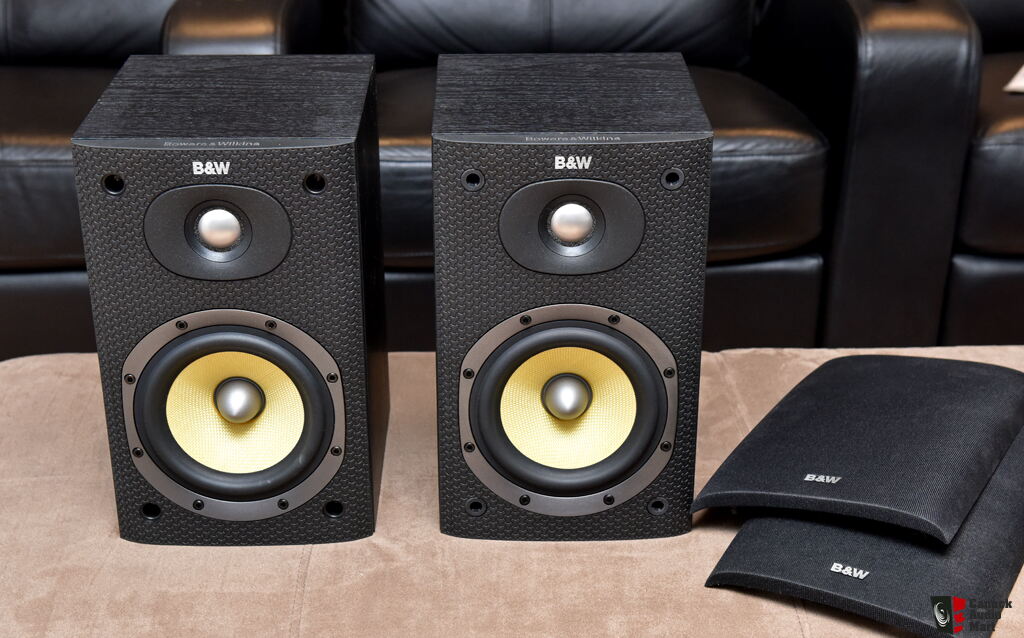 B&W 600 S3 Bookshelf Speakers. One Owner Photo #1069567 - Canuck Audio Mart