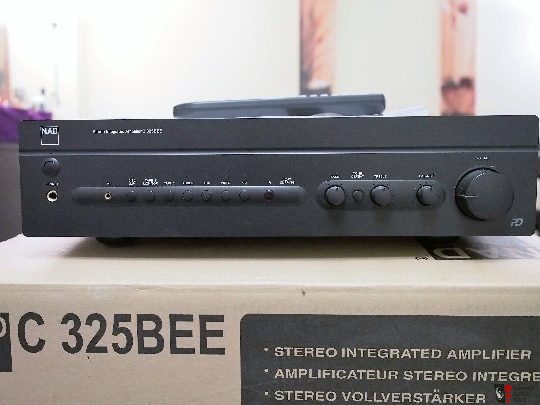 NAD C325BEE integrated amplifier