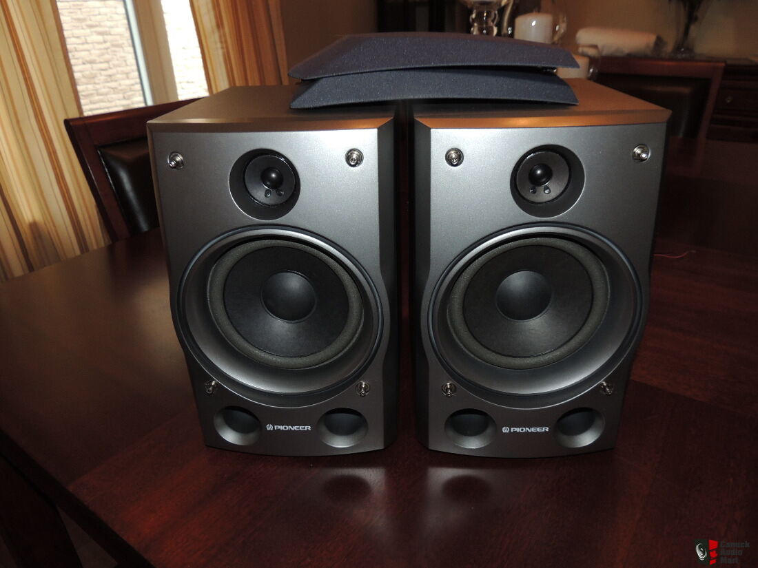 Pioneer best sale bookshelf speakers