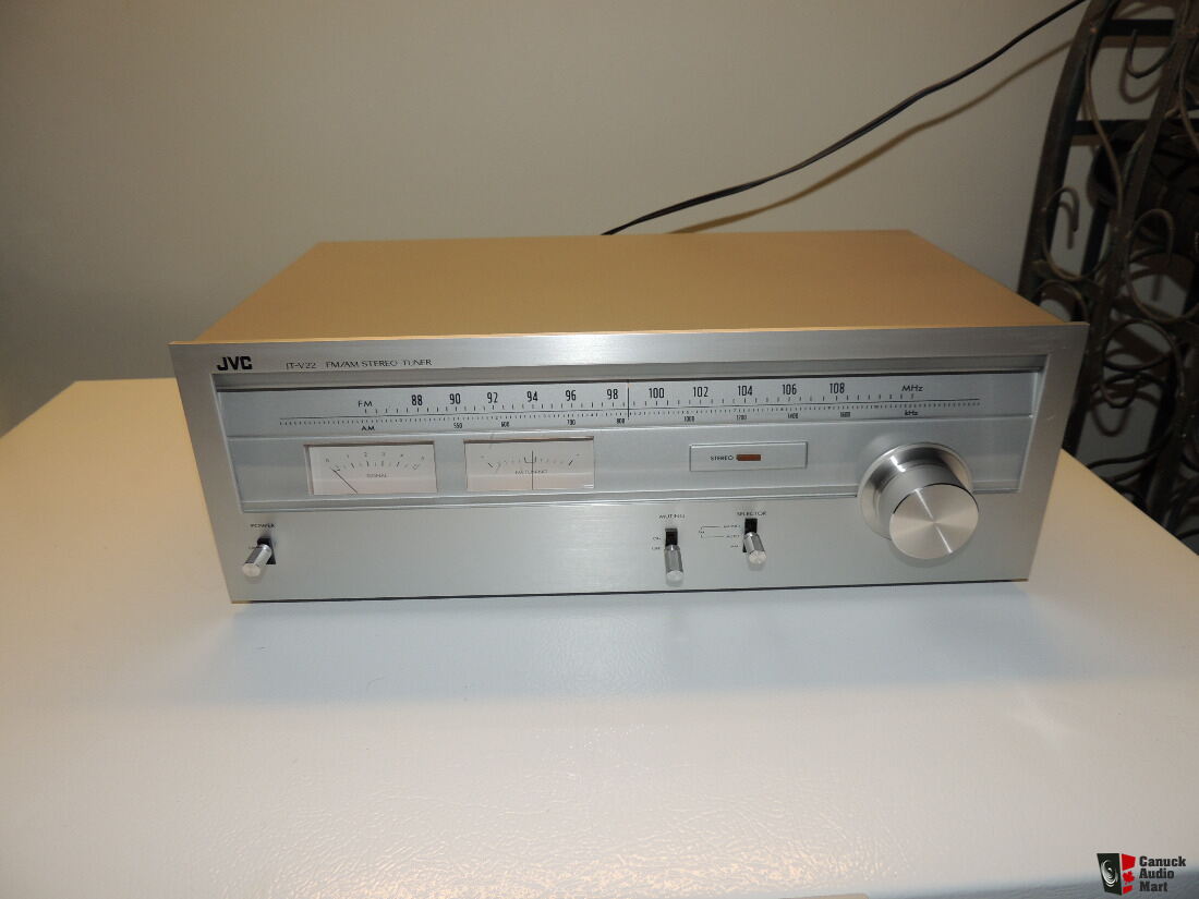 Vintage JVC JT-V22 Analog AM/FM Tuner Photo #1149425 - US Audio Mart