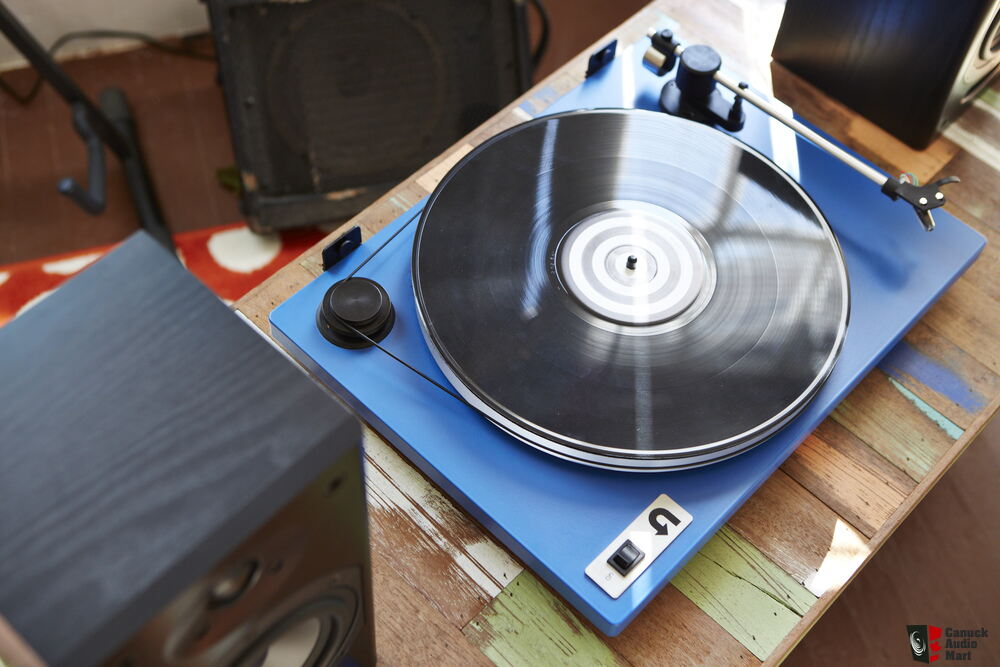 Orbit Basic Turntable | Blue