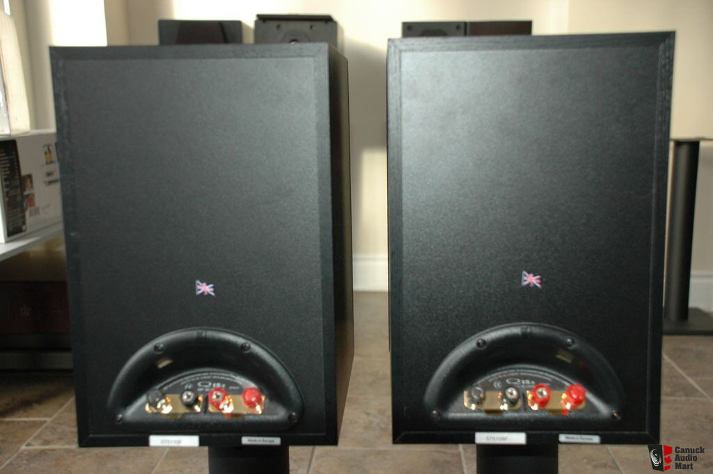 kef-q15-2-sold-photo-121279-canuck-audio-mart