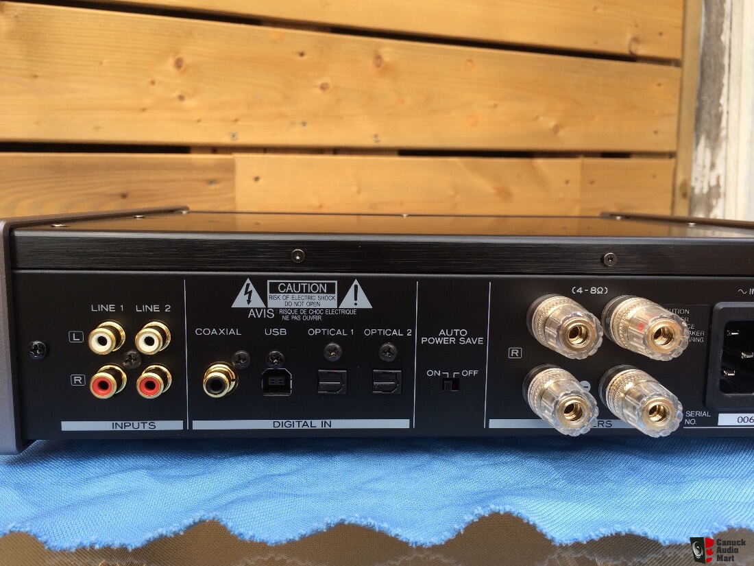 TEAC AI-501DA (black) 90-watt Amplifier & DAC w/ VU meters Photo