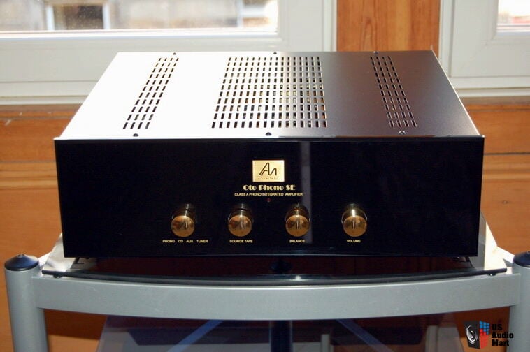 1274848-audio-note-oto-se-phono-tube-integrated-amp.jpg