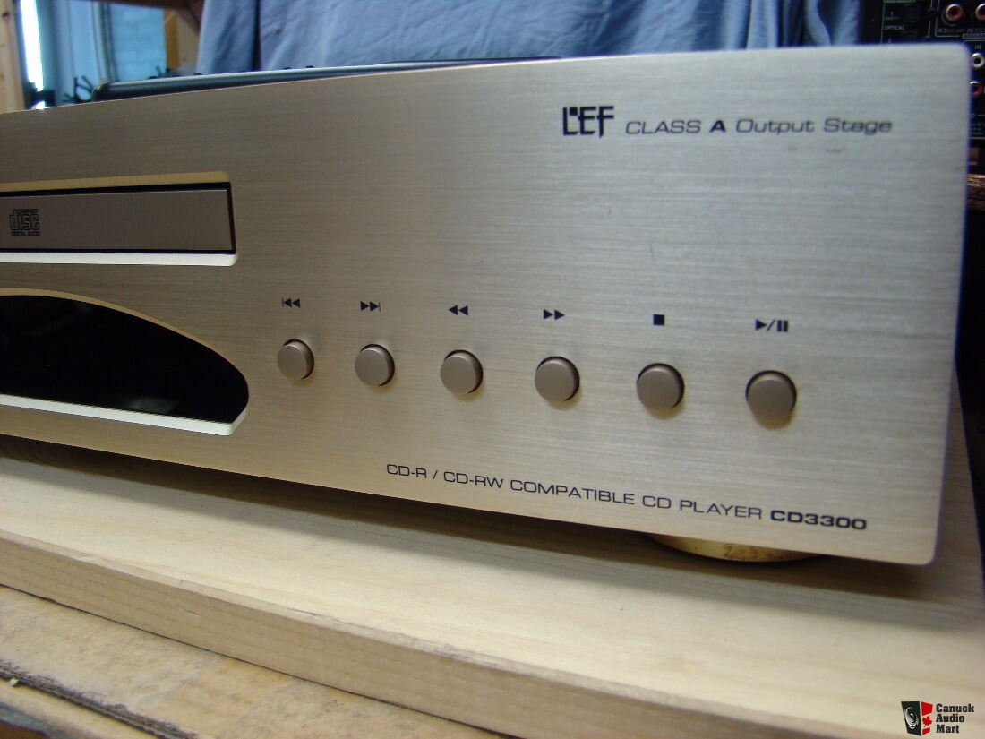 CEC CD3300 Brushed Aluminium CD Player- Quality- Balanced Outputs