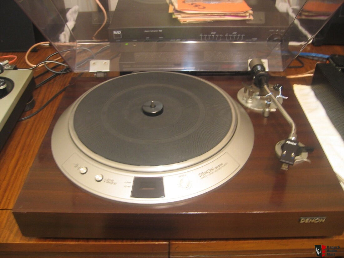 Denon Dp 10 Turntable With A Ortofon Mc Cartridge On Hold To Derrick Photo Canuck Audio Mart