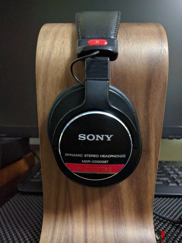 Sony MDR-CD900ST Photo #1373422 - Canuck Audio Mart