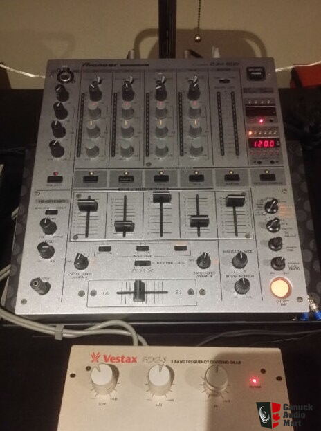 Pioneer DJM-600 ** 4 channel DJ Mixer Photo #1397939 - US