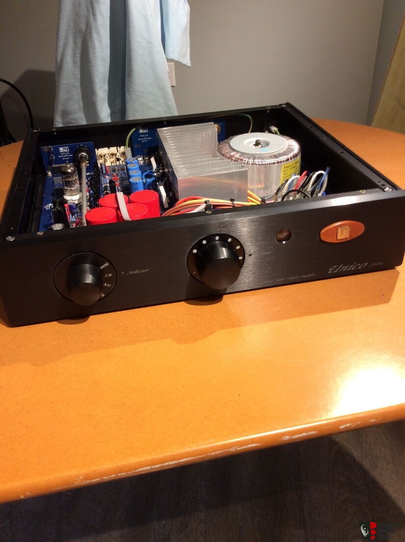 UNISON RESEARCH Unico Primo Integrated Amplifier....beautiful ! Photo