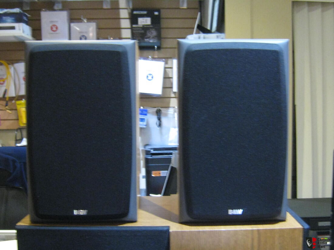 B&W DM303 Bookshelf Speakers In Maple Finish Photo #1410010 - US Audio Mart