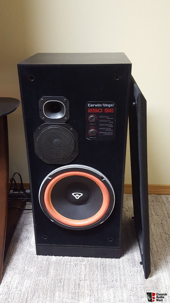 cerwin vega 250 se speakers