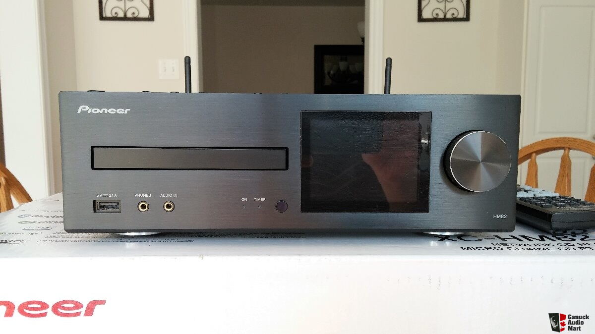 Pioneer XC-HM82-K Network/Bluetooth 2.1 Channel CD Micro Receiver