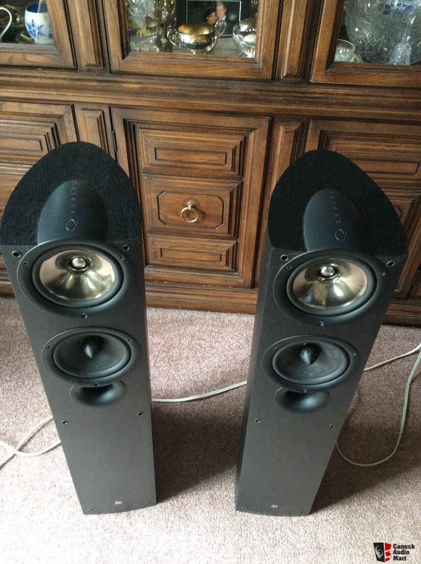 kef-iq5-speakers-photo-1493323-canuck-audio-mart